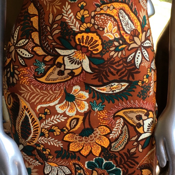 Striking Love J Sleeveless Dress. NWOT - Picture 4 of 16